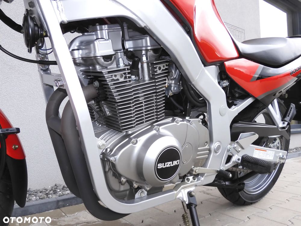 Suzuki GS - 27
