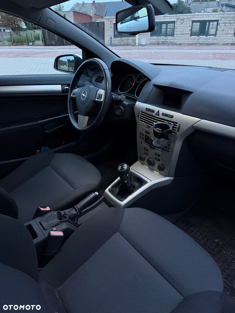 Opel Astra - 11