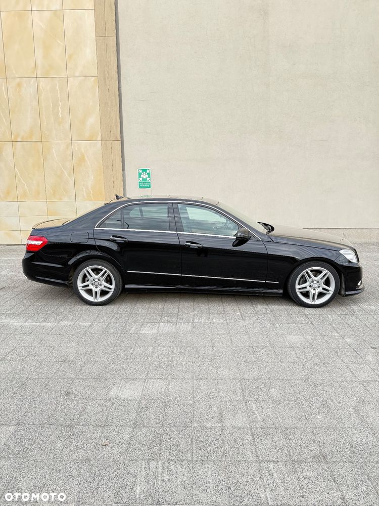 Mercedes-Benz Klasa E 350 4Matic Avantgarde Sport Edition AMG - 13