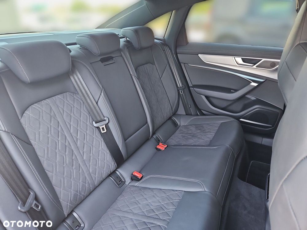Audi S6 Limousine - 12