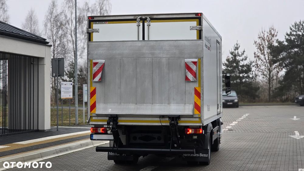 Mercedes-Benz ATEGO 1221❗️ / WINDA BAR 1000KG / CHŁODNIA - MROŹNIA / ZASILANIE 230V / TEMPOMAT / ZABUDOWA IGLOOCAR / AGREGAT CARRIER SUPRA 550 / AUTOMAT / BLOKADA MOSTU / SALON POLSKA / PIERWSZY WŁASCICIEL  ❗️ - 20