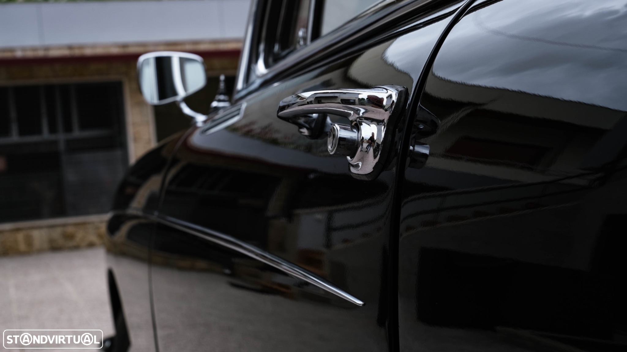Mercedes-Benz 220 - 11
