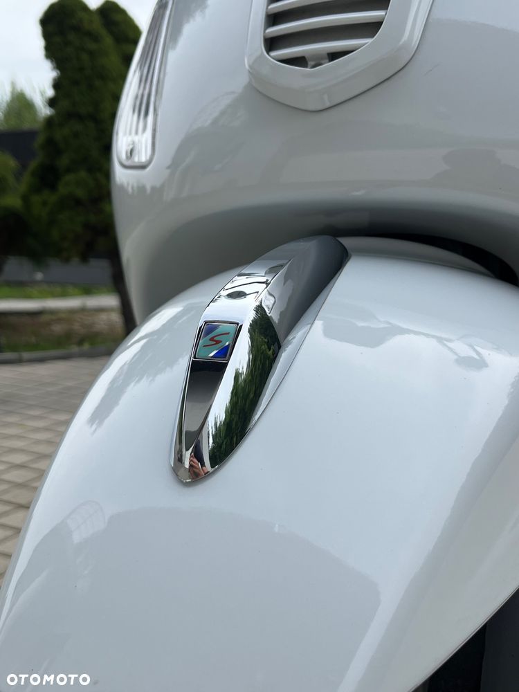 Piaggio Vespa - 11