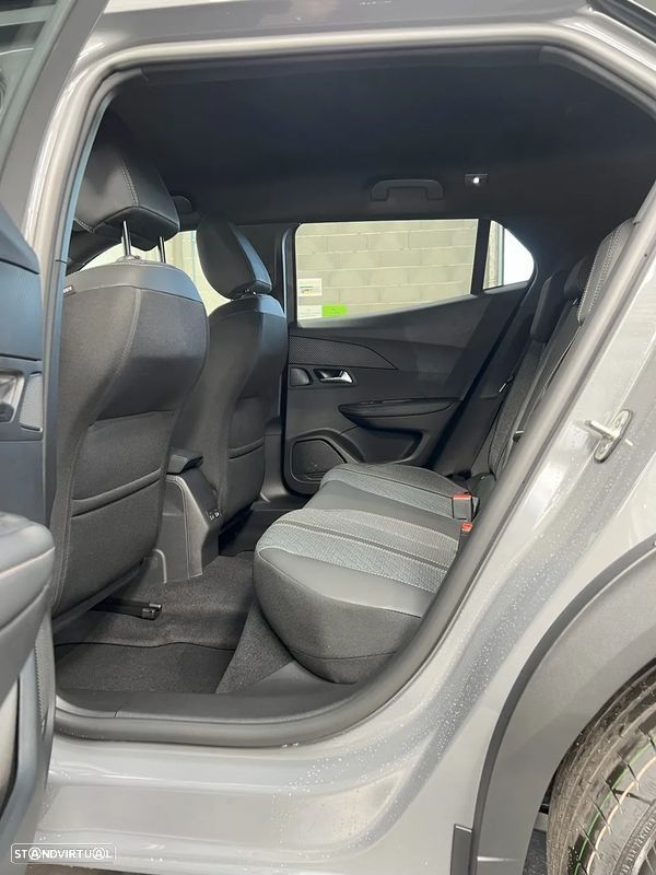 Peugeot 2008 1.2 Allure - 16