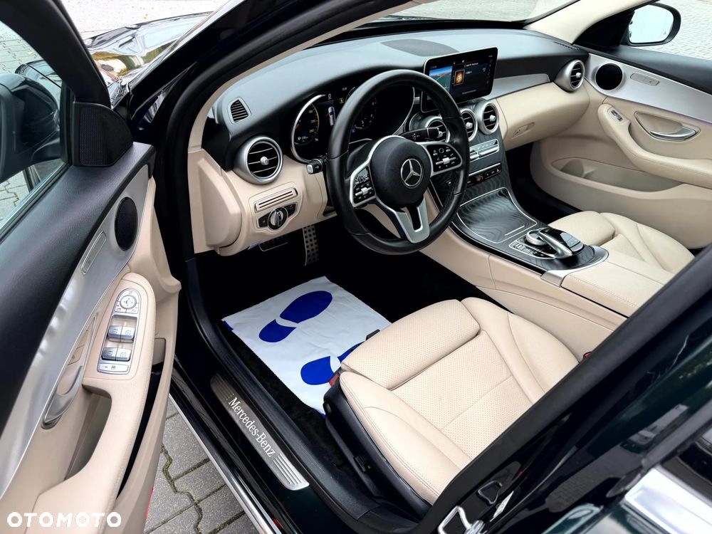 Mercedes-Benz Klasa C 220 d 9G-TRONIC Exclusive - 9