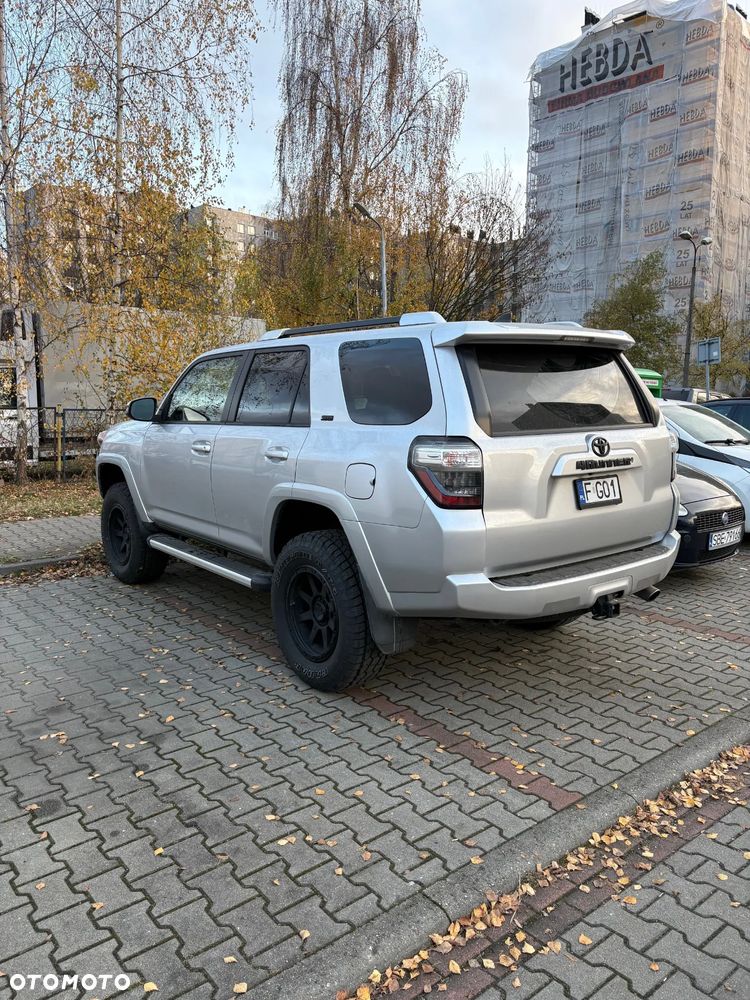 Toyota 4-Runner - 10