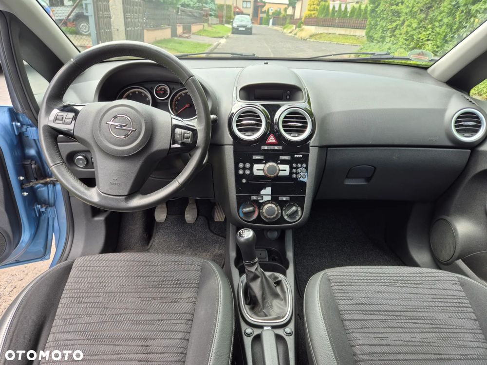 Opel Corsa 1.2 16V Energy - 10
