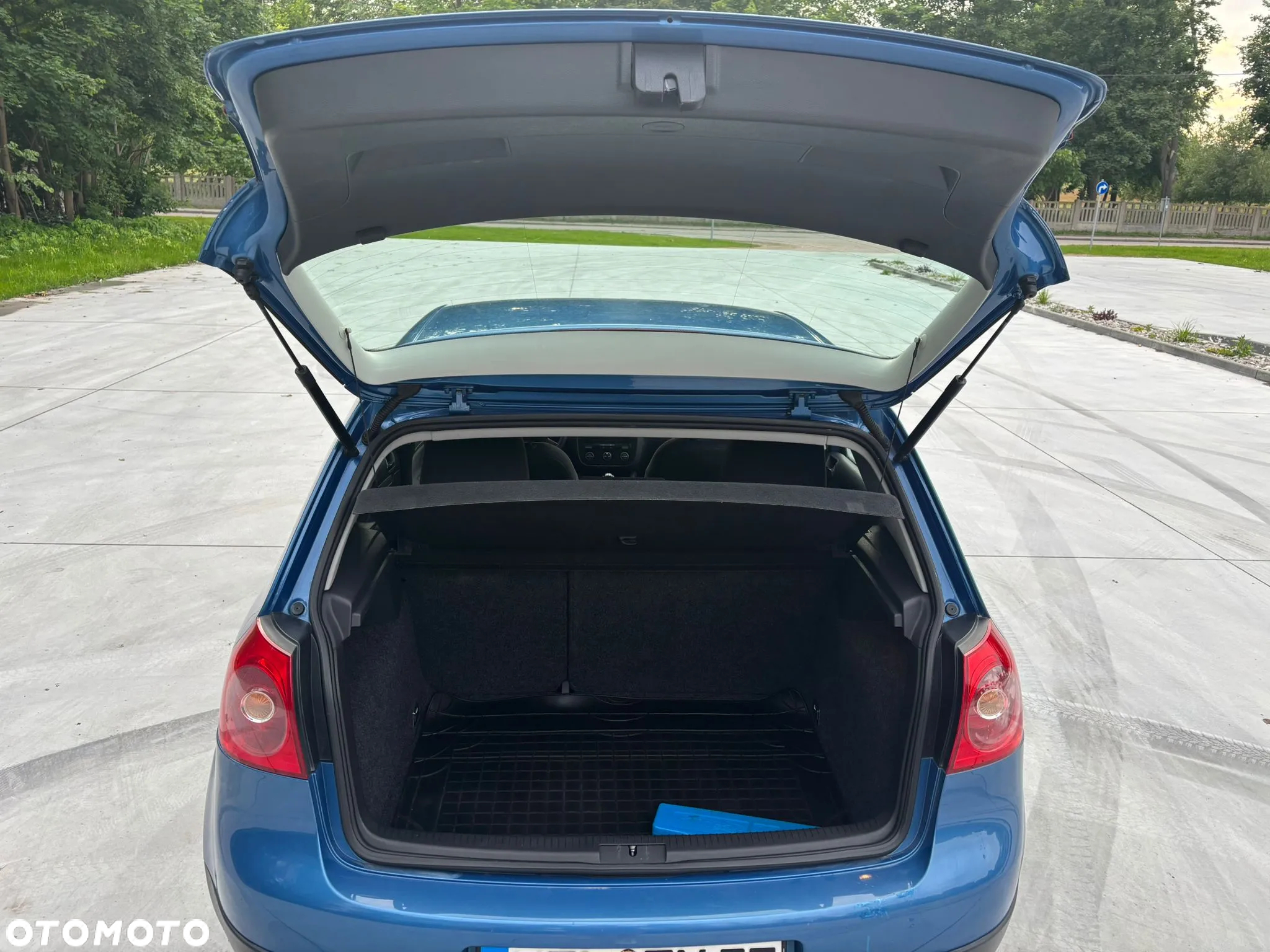 Volkswagen Golf - 9