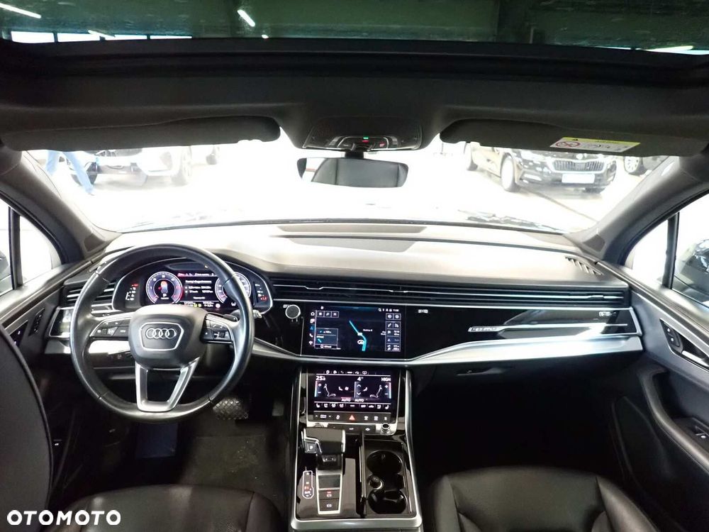 Audi Q7 - 9