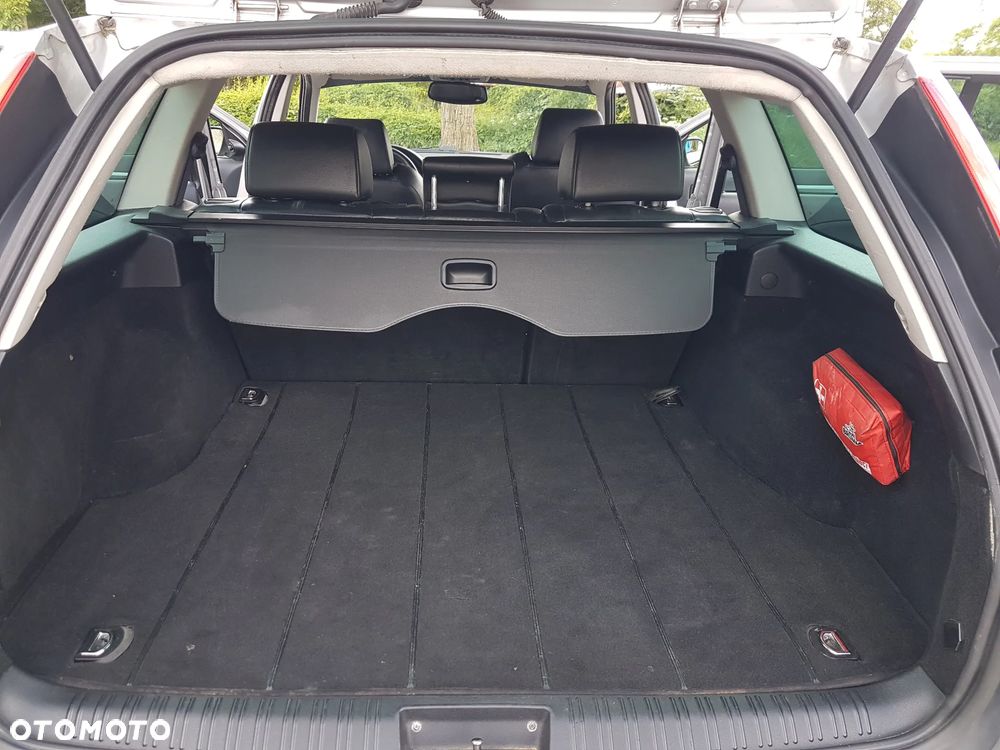 Ford Mondeo 3.0 V6 ST 220 - 20