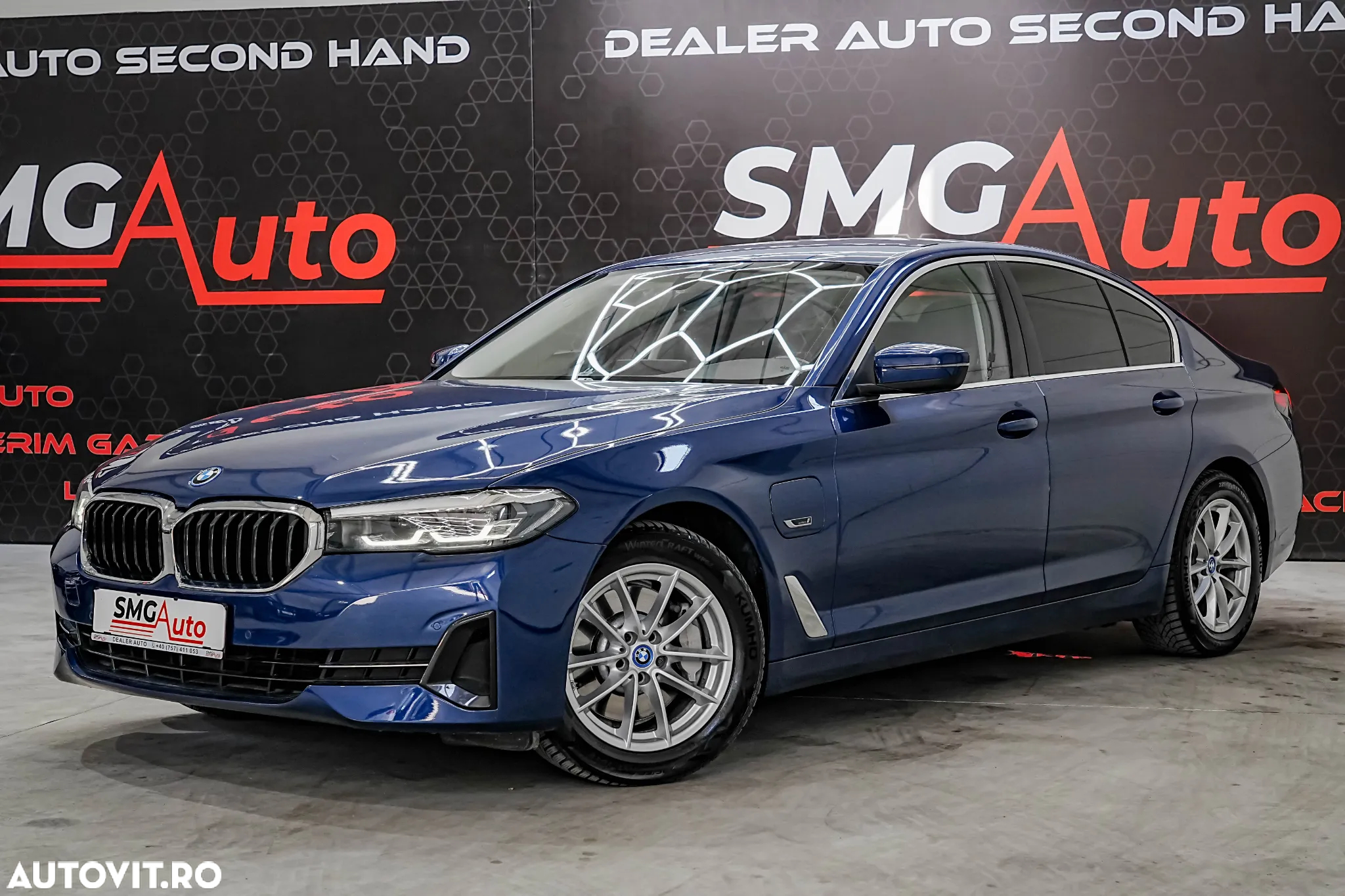 BMW Seria 5 530e xDrive AT PHEV - 33