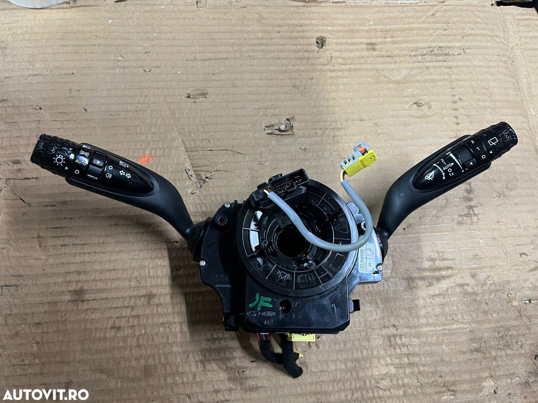 Maneta stergatoare ,maneta lumini, spira airbag HYUNDAI TUCSON an 2020-2025 - 1