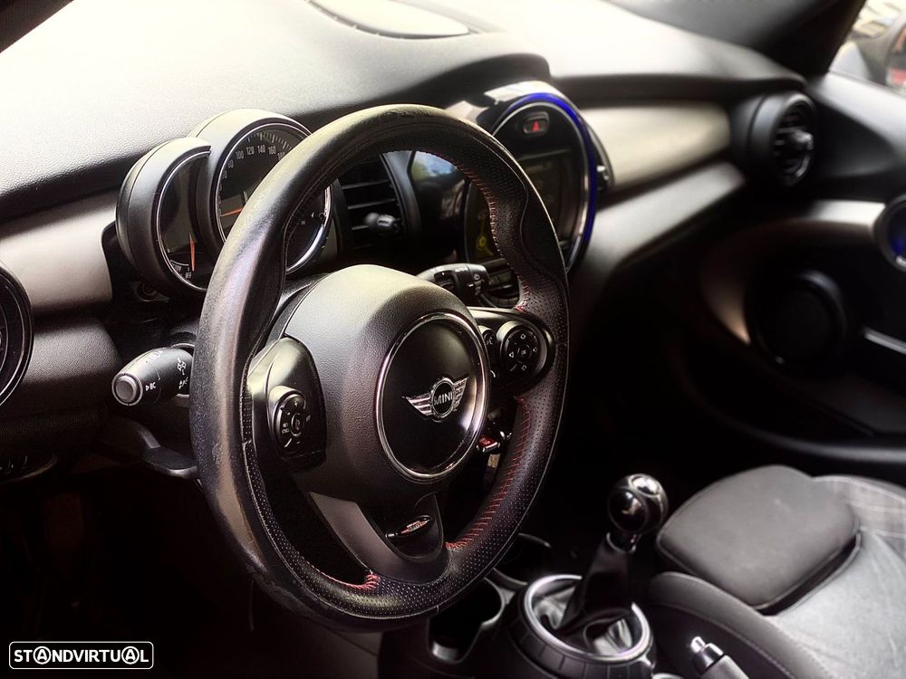 MINI 5 Portas Cooper D - 14