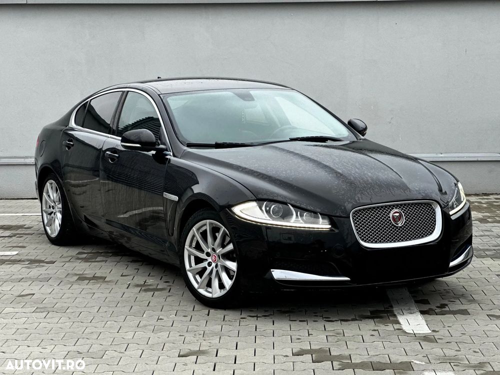 Jaguar XF 2.2D Luxury - 2