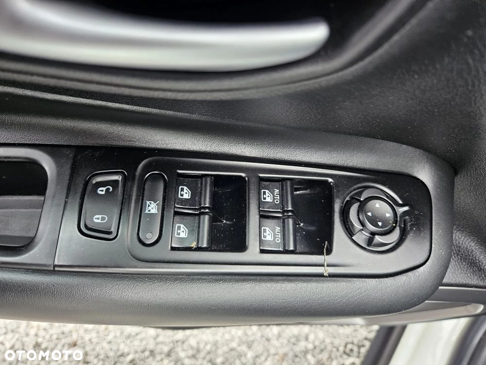 Jeep Renegade 1.3 T-GDI Limited - 31