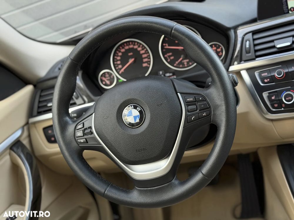 BMW Seria 3 318d Aut. Luxury Line - 24