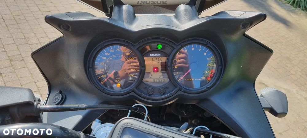 Suzuki DL - 5