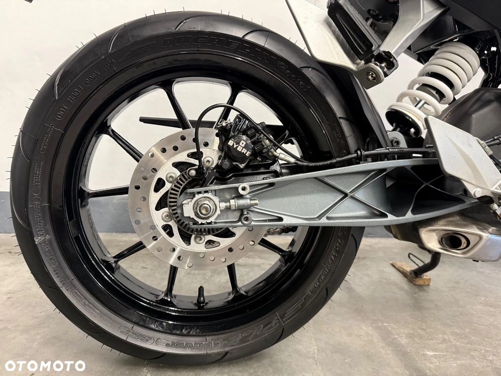 KTM Duke 125 - 36
