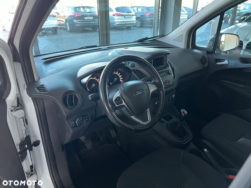 Ford Transit courier - 23