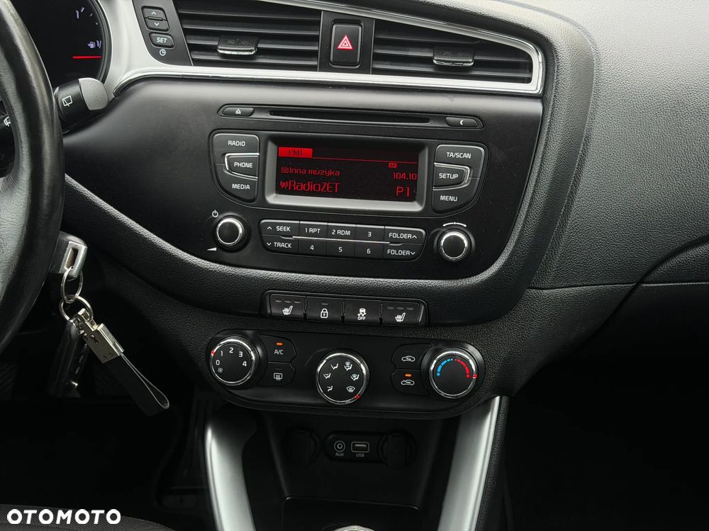 Kia Ceed 1.4 CVVT Dream Team Edition - 16