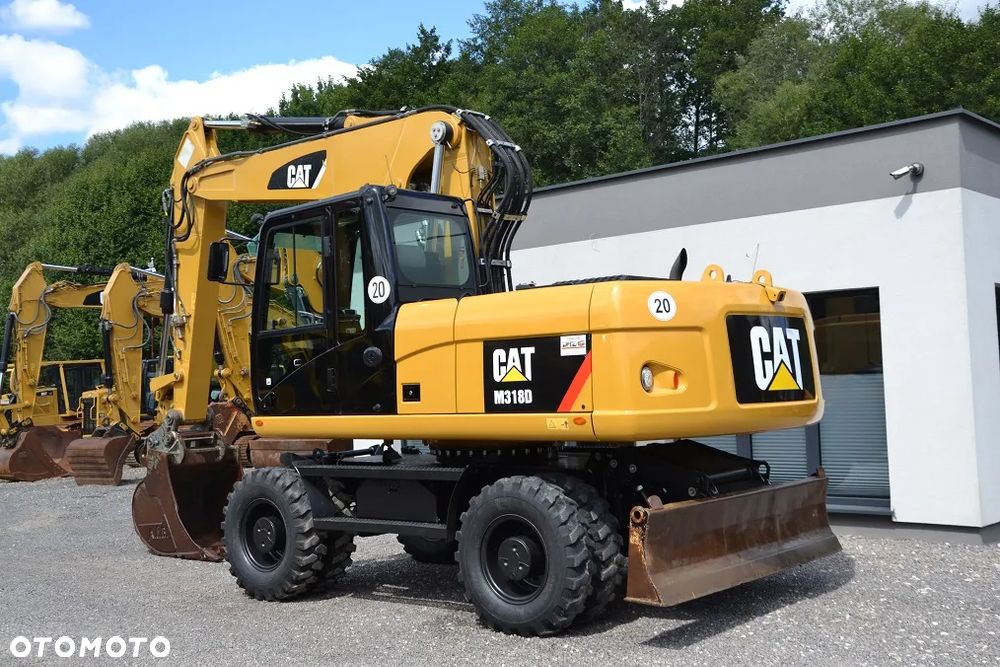Caterpillar 318 D - 6