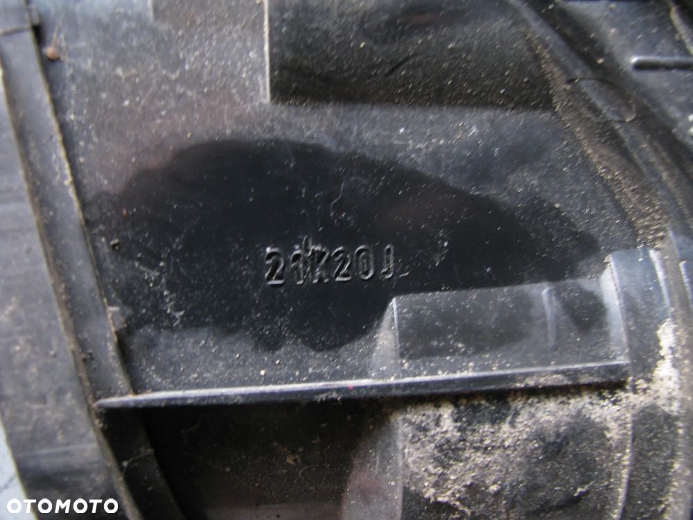 LAMPA PRAWA TYLNA SEAT IBIZA III 6L6945095A - 6