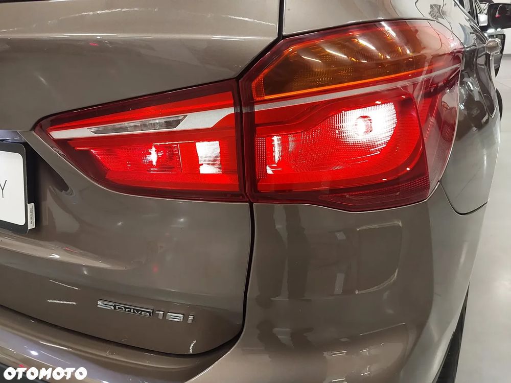 BMW X1 sDrive18i - 23