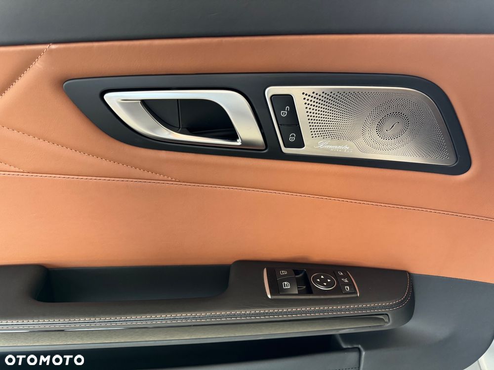 Mercedes-Benz AMG GT S - 22