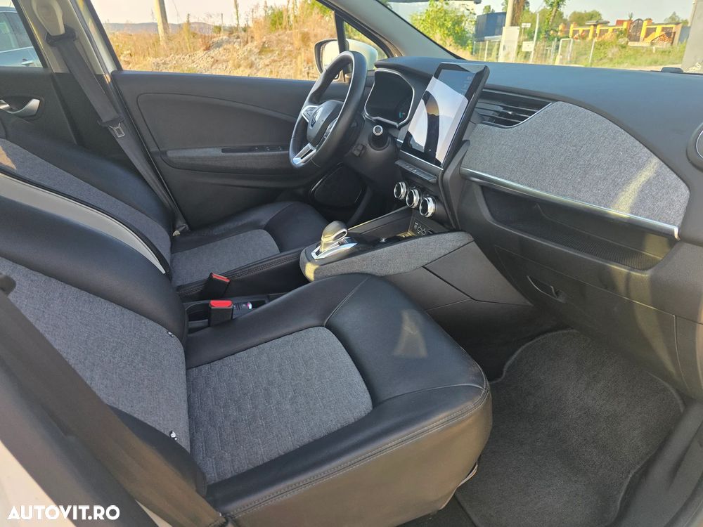 Renault ZOE - 8