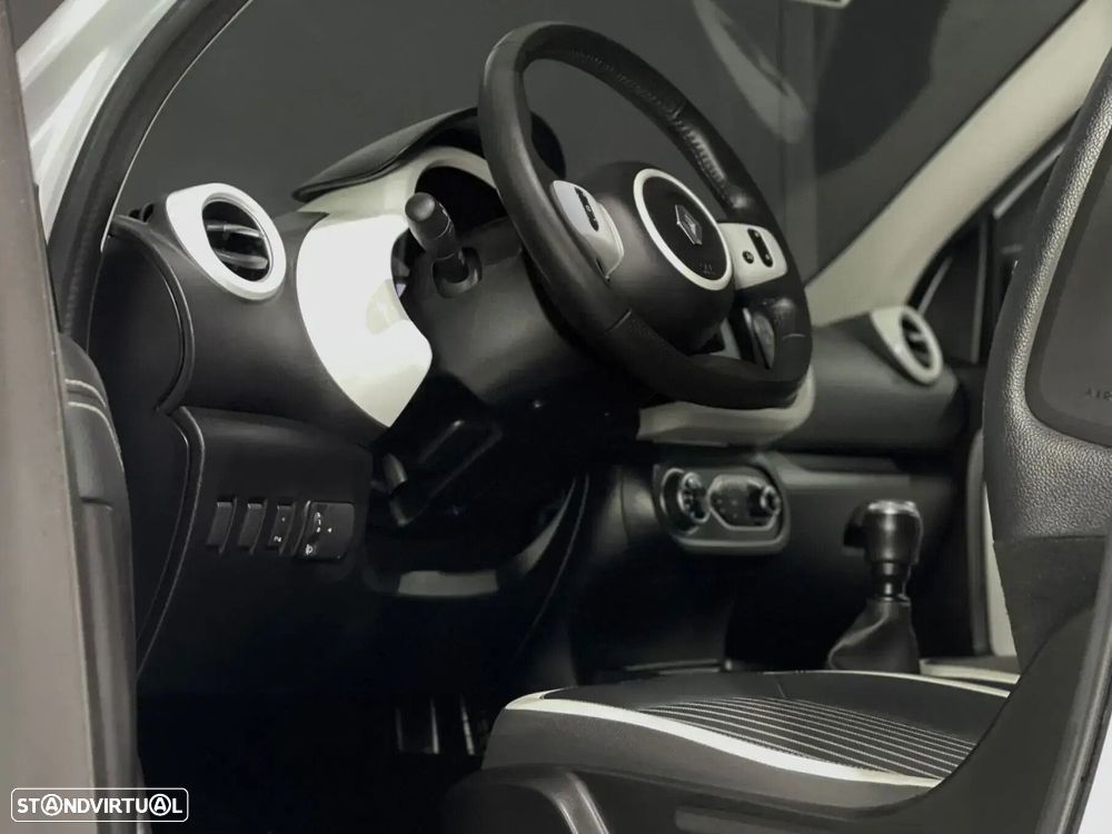 Renault Twingo 1.0 SCe Intens - 2
