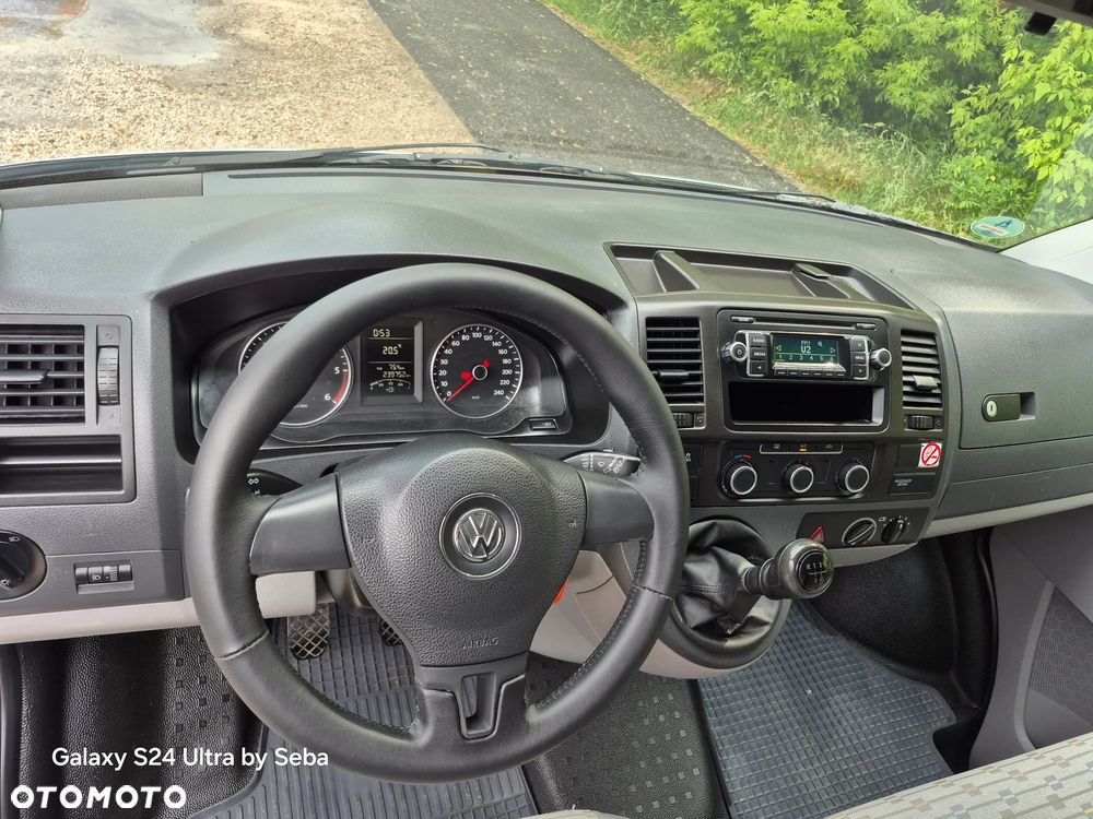 Volkswagen Transporter - 13