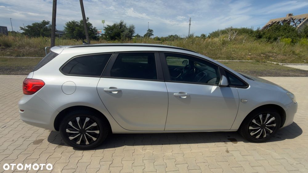 Opel Astra 1.7 CDTI DPF Color Edition - 11