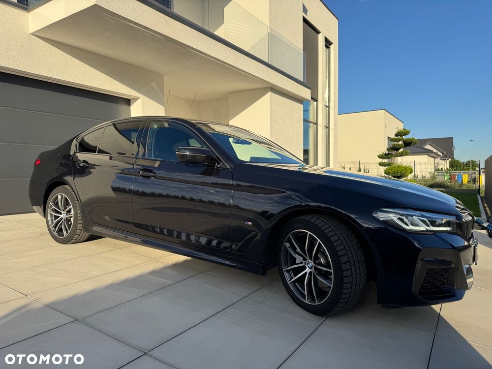 BMW Seria 5 520d xDrive M Sport sport - 4