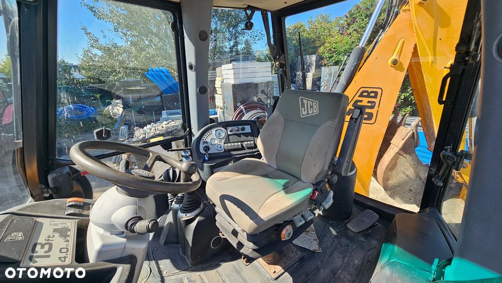 JCB 3 CX CONTRACTOR - 6