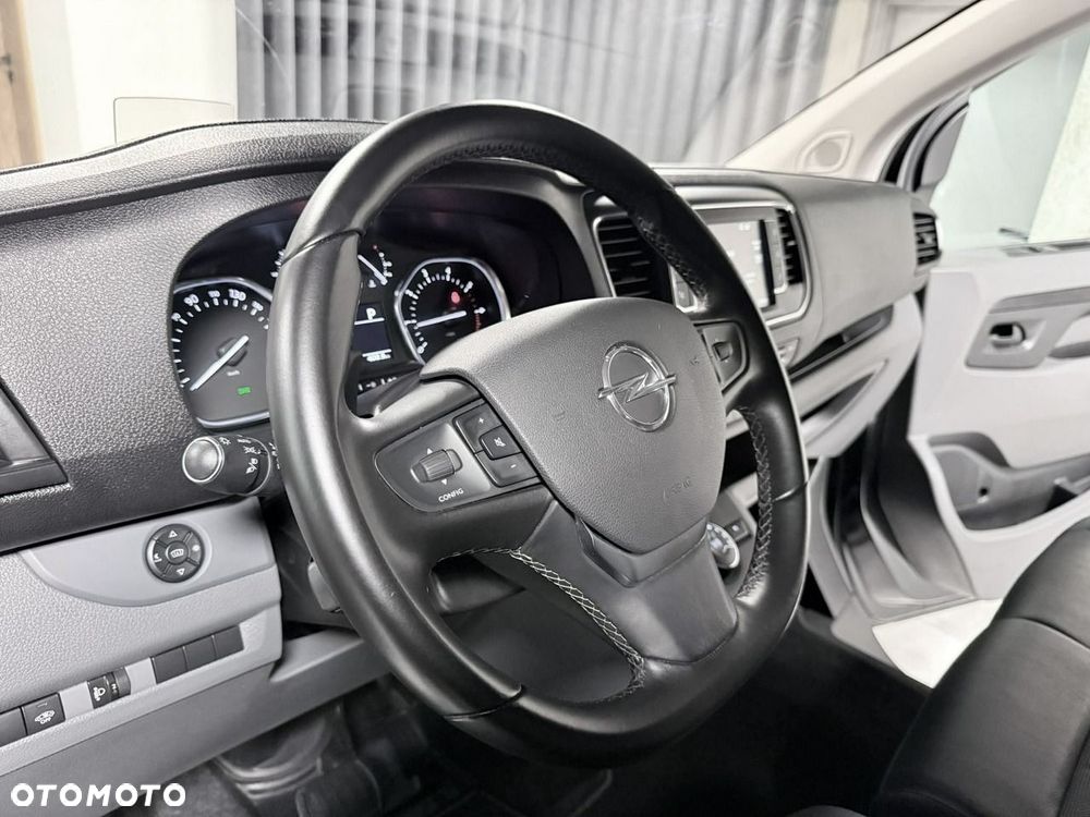 Opel Vivaro - 21