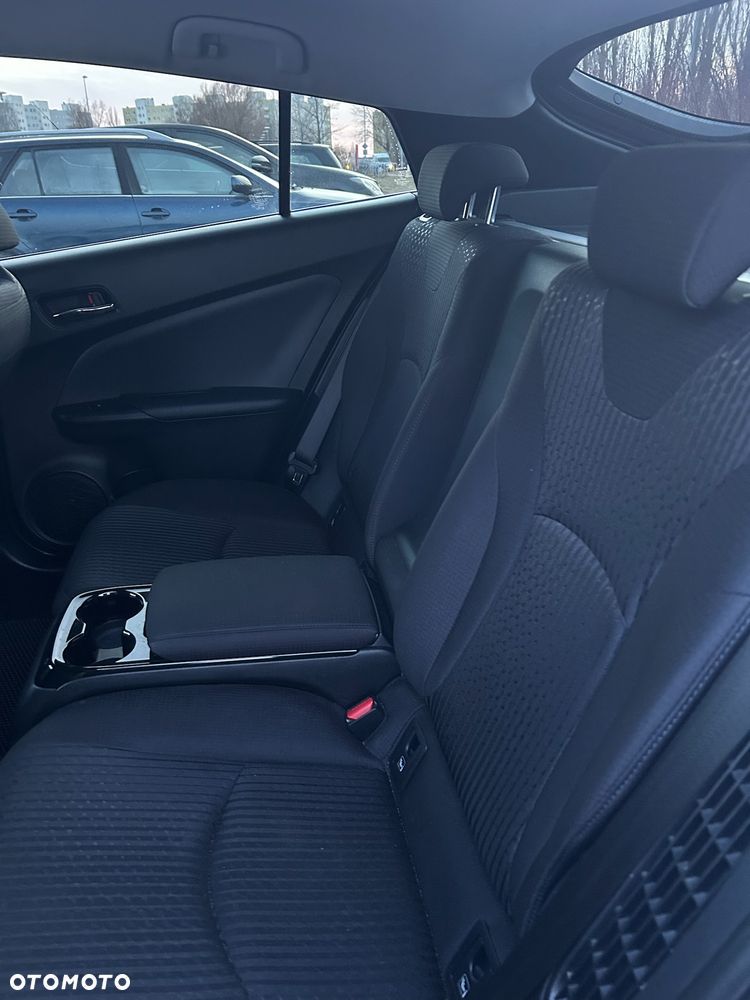 Toyota Prius 1.8 Hybrid Prestige - 8