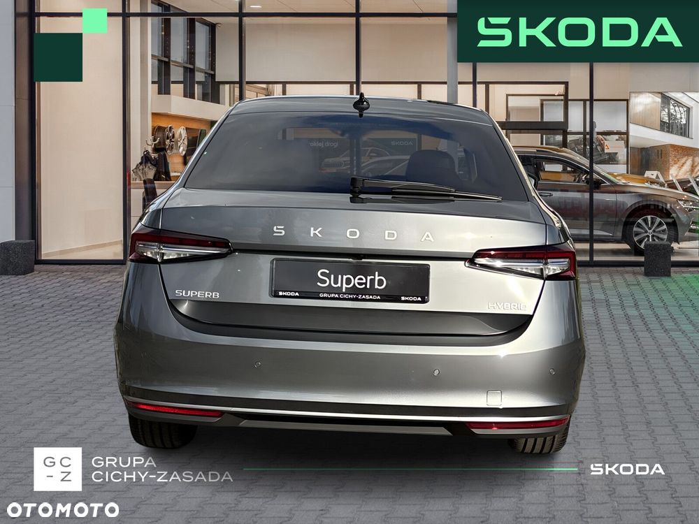 Skoda Superb 1.5 TSI L&K DSG - 4
