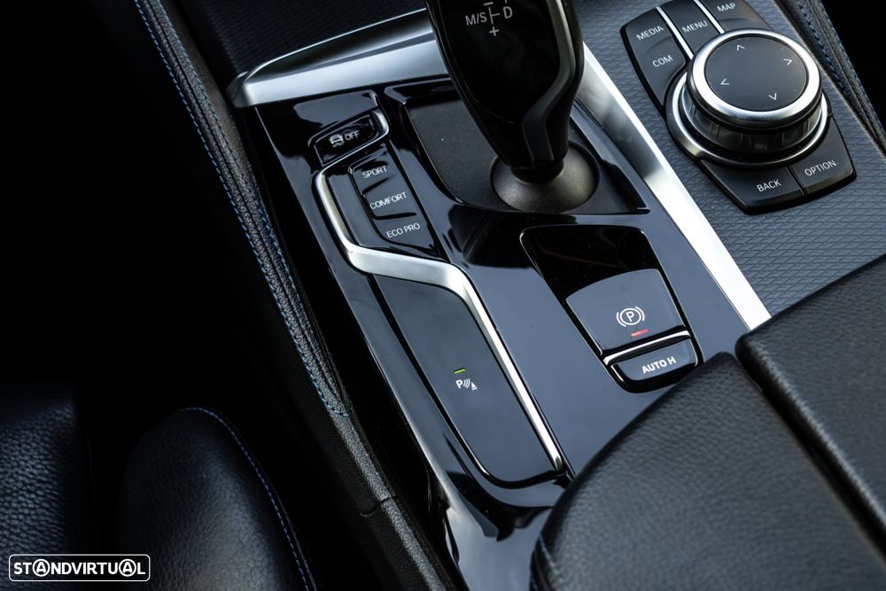 BMW 520 d Pack M Auto - 24