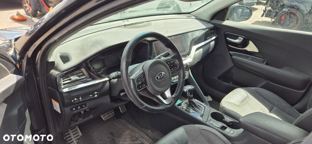 Kia Niro 1.6 GDI Plug-in Hybrid L - 19