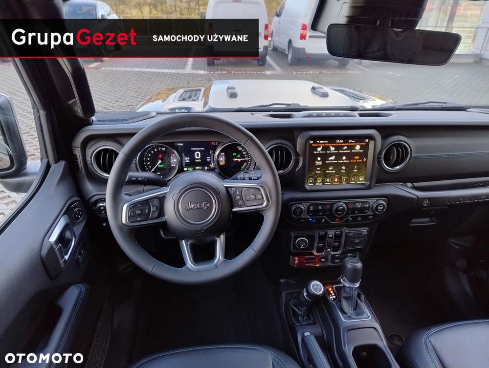 Jeep Wrangler - 15
