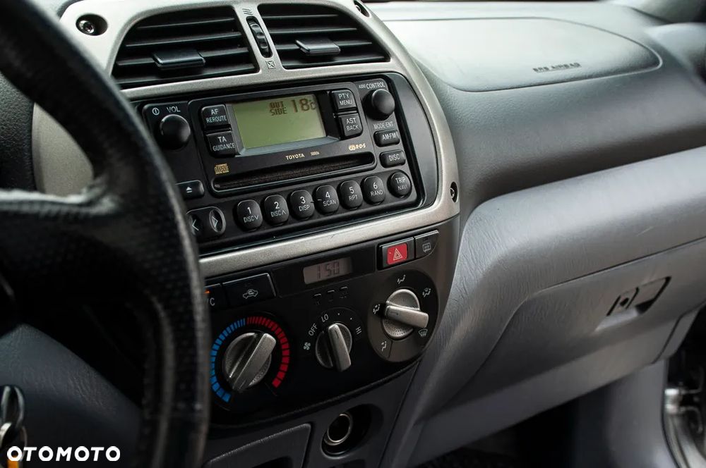 Toyota RAV4 2.0 VVT-i Sol - 20