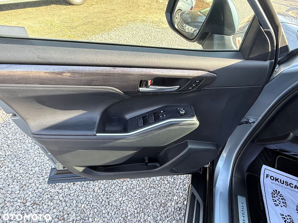 Toyota Highlander 2.5 Hybrid Prestige - 18