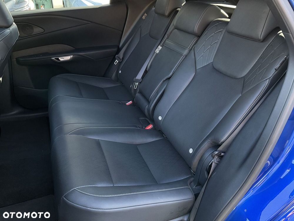 Lexus RX - 16