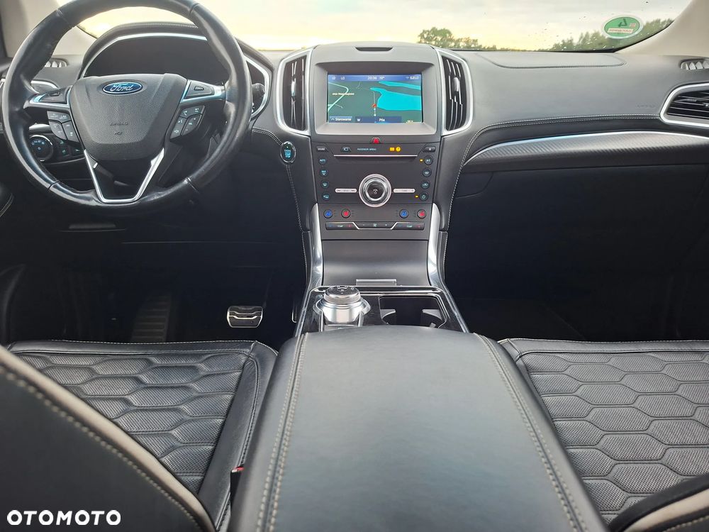 Ford Edge 2.0 EcoBlue Bi-Turbo 4x4 Vignale - 13