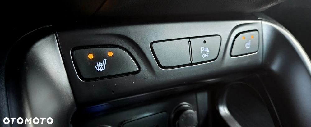 Hyundai ix35 2.0 CRDi 4WD Trend - 28