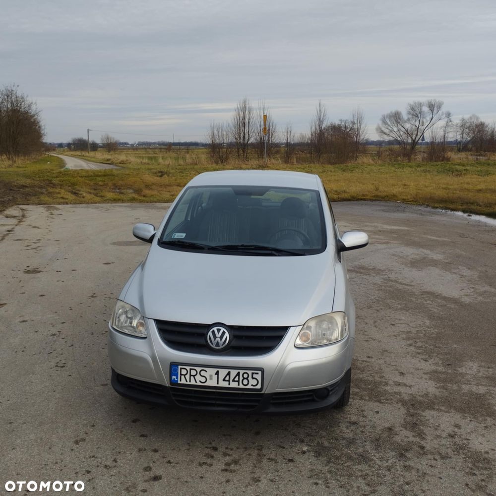Volkswagen Fox - 2