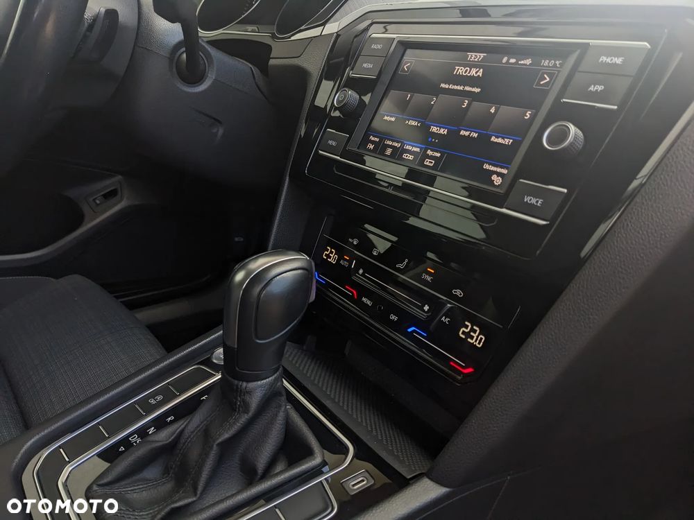 Volkswagen Passat 1.5 TSI EVO Business DSG - 29