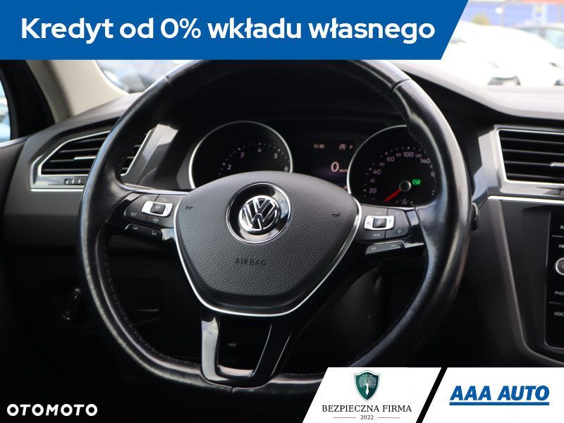 Volkswagen Tiguan - 13