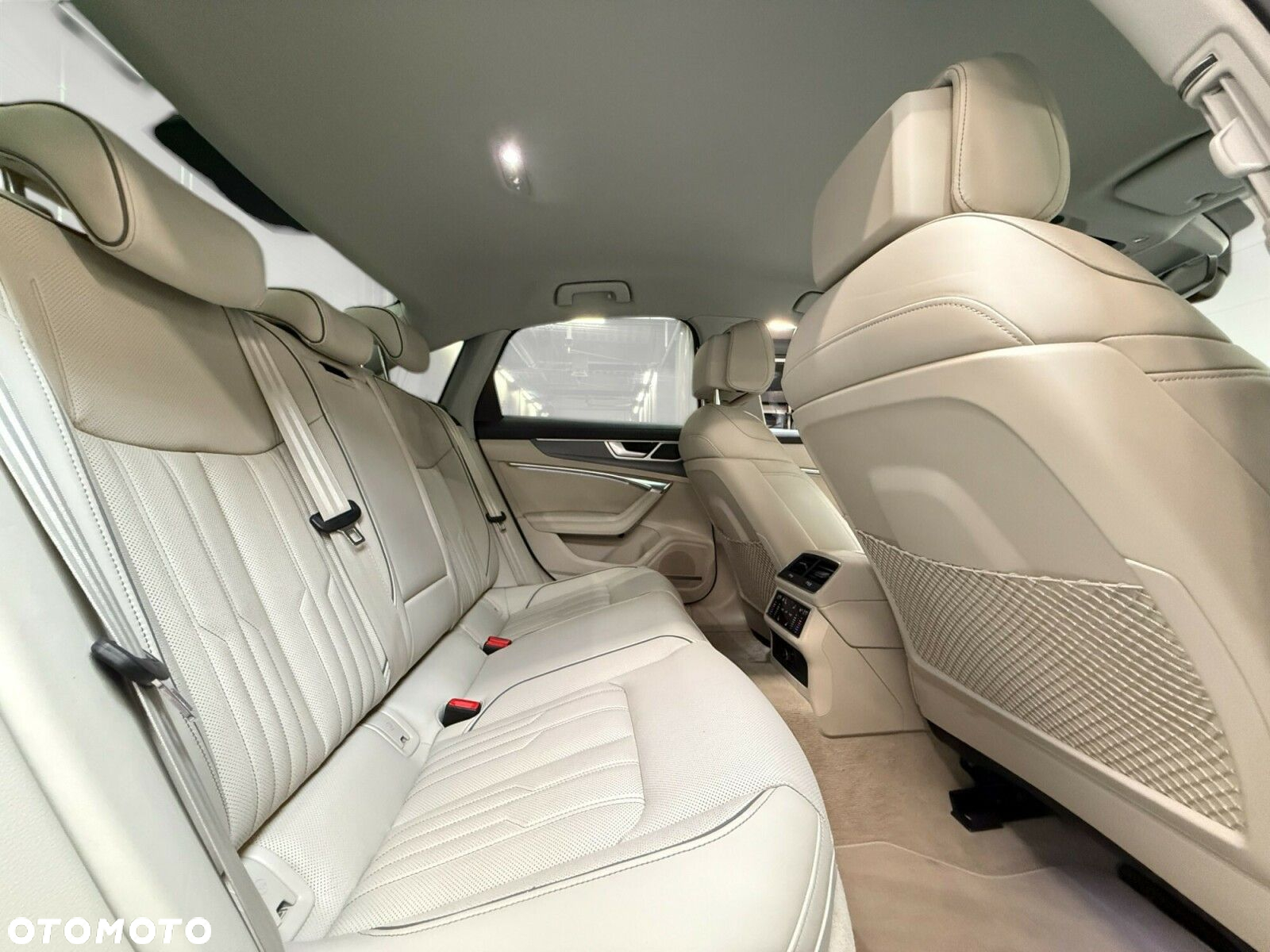 Audi A6 - 25