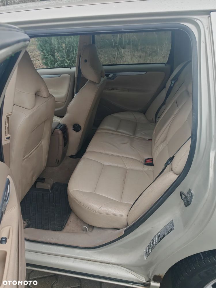 Volvo V70 2.5T Summum - 6